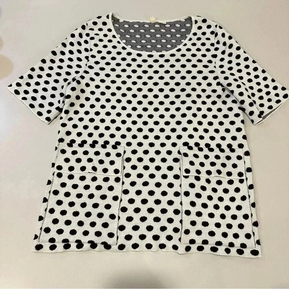 Moth Sweaters - Moth White with Black Dots Sweater with Front Flap Pockets Size  Medium